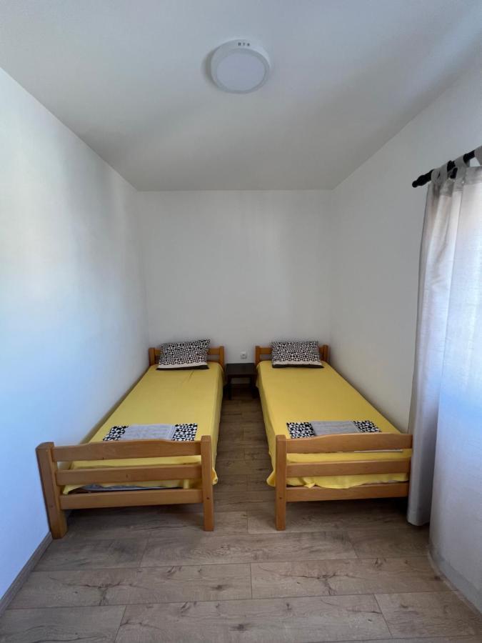Apartments Androvic ウルツィニ エクステリア 写真